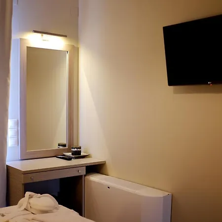 Kamares Luxury Aparthotel
