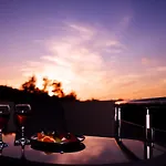 Apartahotel Kamares Luxury Kalligoni