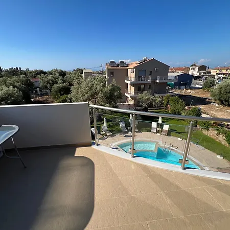 Kamares Luxury מלון דירות
